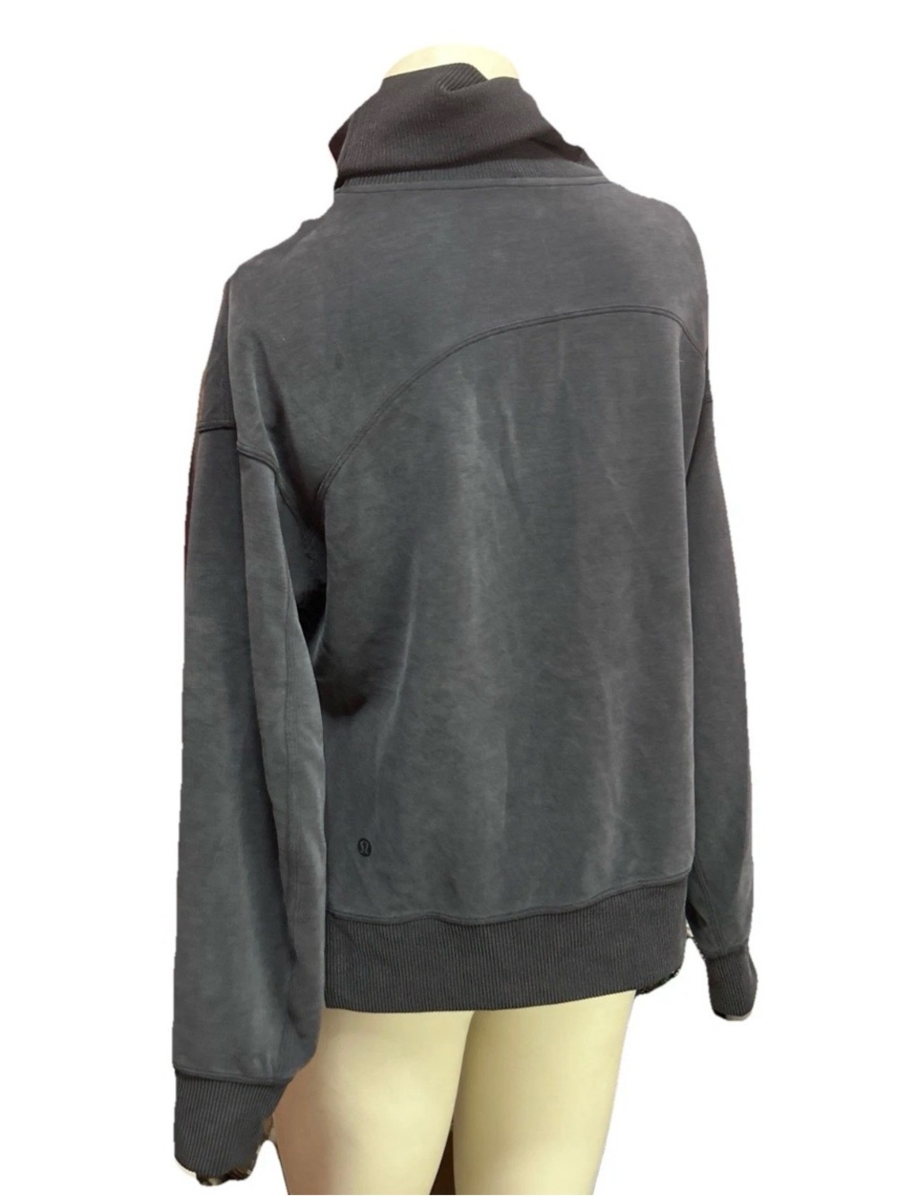 Lululemon Softstreme Turtleneck Pullover Gray Size 0